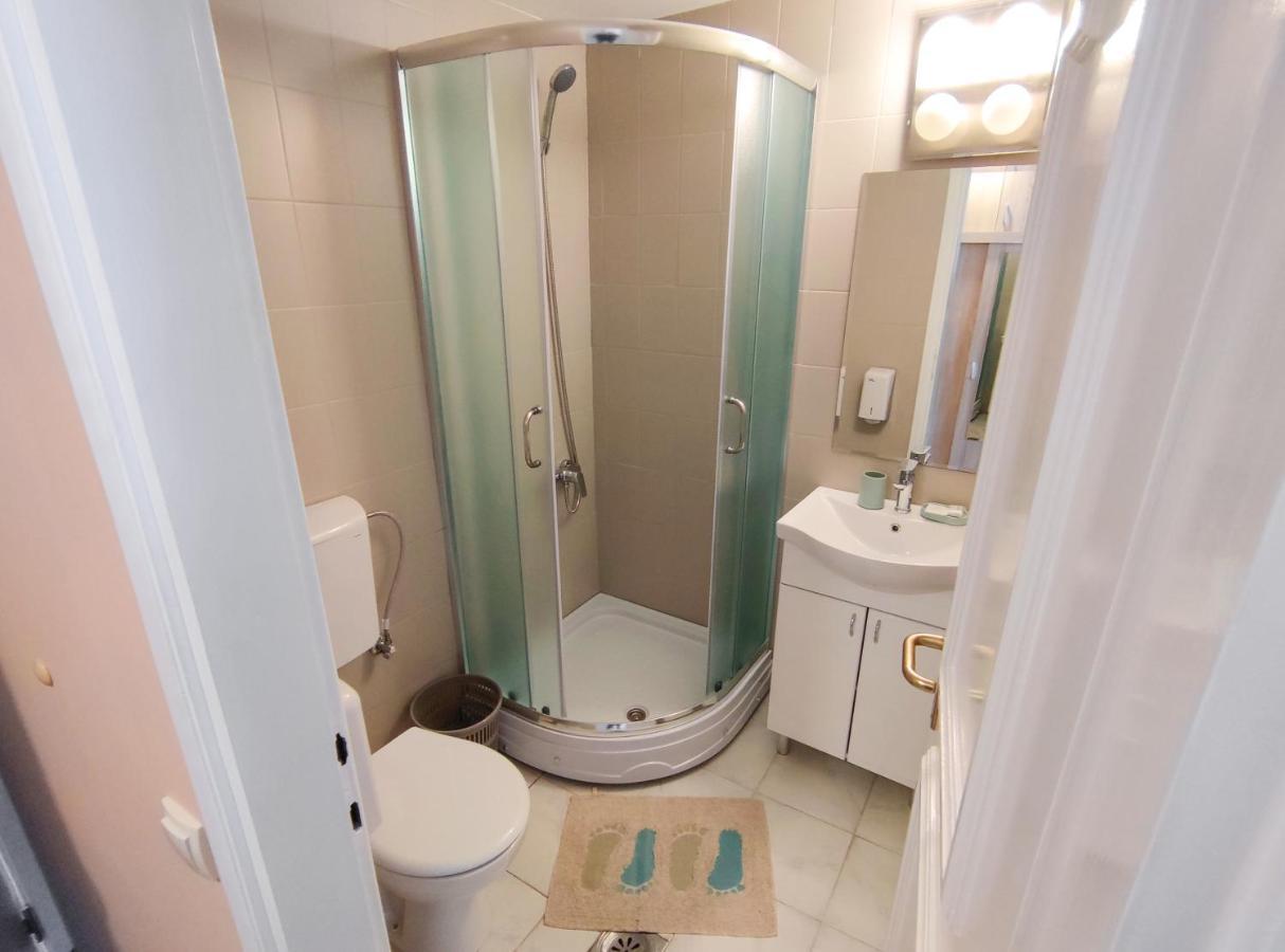 Hotel Marina Oasa Grocka Екстериор снимка