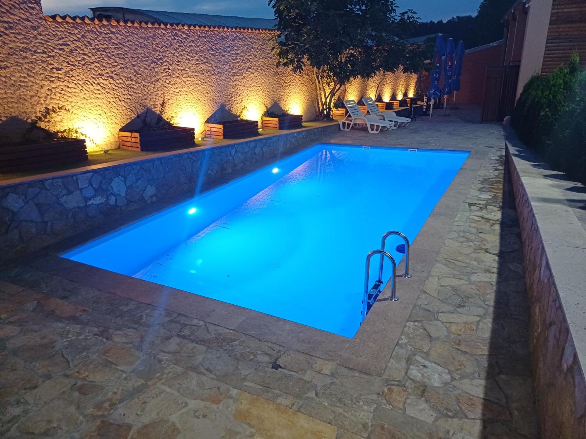 Hotel Marina Oasa Grocka Екстериор снимка
